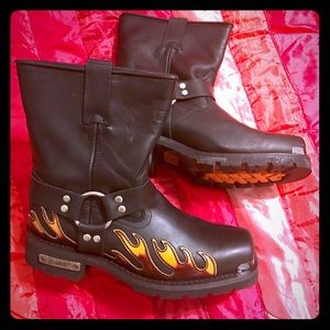 Flame motorcycle boots